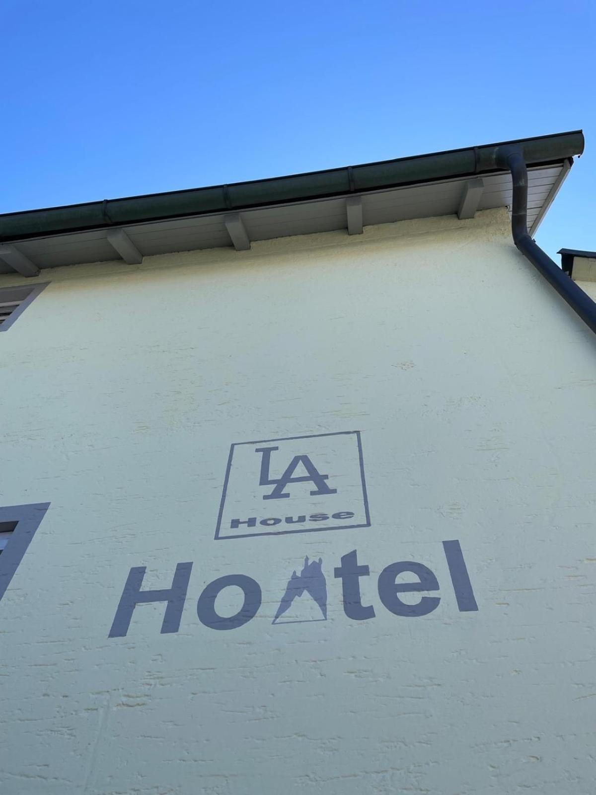House La Neuschwanstein Blick - Budget Hotel 2*